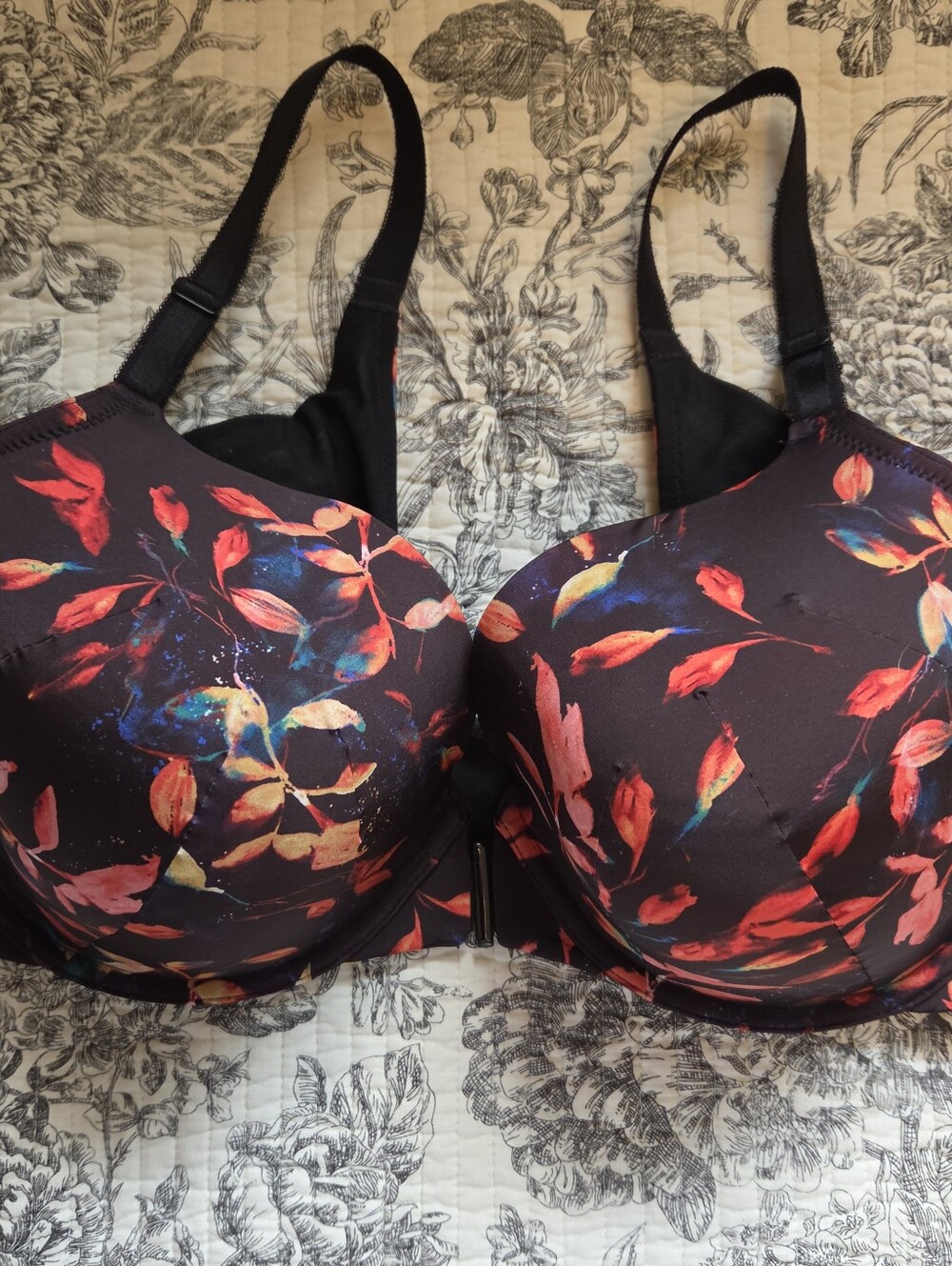 Torrid Lightly Lined Front Closure T-shirt Bra- 360° Back Smoothing Floral